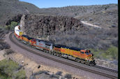 BNSF C44-9W 4637 (10.04.2008, Crozier Canyon, AZ)
