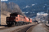 BB 1020 037 (13.03.1990, Dalaas, mit Brandschutzzug)