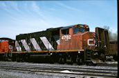 CN GP38-2W 4762 (05.2003, Brockville, ON)
