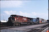 CP AC4400CW 9527 (09.2006, Smiths Falls, ON)