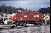 CP GP9r 1636 (07.08.1997, Golden, BC)