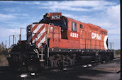 CP GP9r 8252 (10.2003, Smiths Falls, ON)