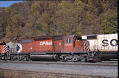 CP SD40-2 5662 (10.1993, Hoffman Ave, MN)
