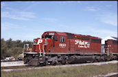 CP SD40-2 5950 (15.09.2001, Jasonville, IN)