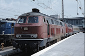 DB 210 001 (10.08.1980, München Hbf.,  (mit 210 006))
