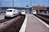 DB 401   (10.07.1991, München Hbf., 401 003, 056 und 051)