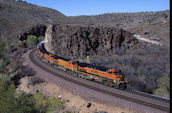 BNSF C44-9W 1018 (10.04.2008, Crozier Canyon, AZ)
