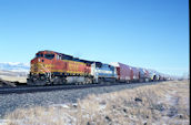 BNSF C44-9W 4453 (11.12.2005, Livingston, MT)