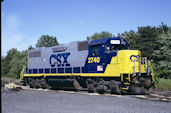 CSXT GP38-2 2740 (05.07.2002, Old Bridge, NJ)