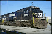 NS C40-8 8689 (20.09.2010, Roanoke, VA)
