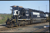 NS SD40-2 3313 (06.06.2011, Conway, PA)