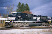 NS SD80MAC 7211 (10.2009, Cresson, PA)