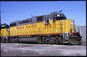 UP GP38-2  398 (26.03.2002, Mason City, IA)